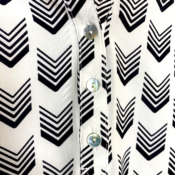 Sunday in Brooklyn chevron Blouse - Picture 10 of 14